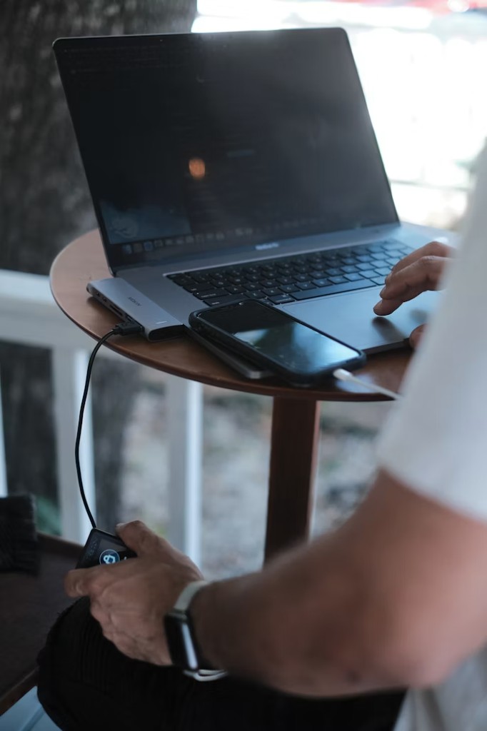 Personal cryptocurrency support for Americans - wallets, buying and storing crypto safely